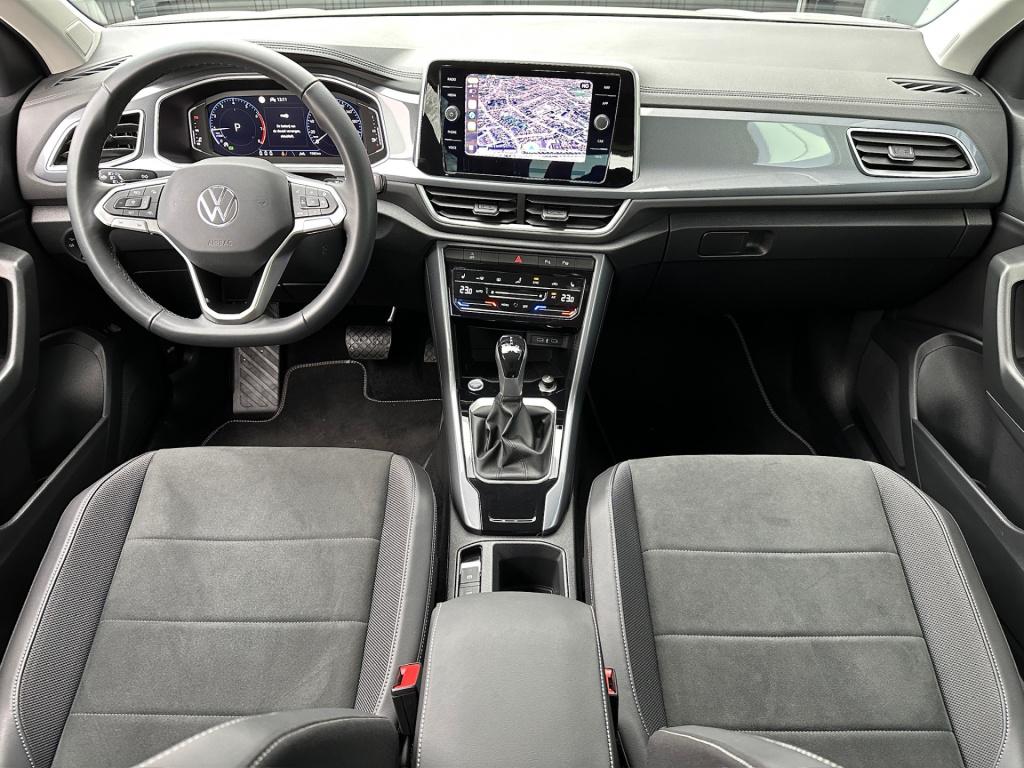 Volkswagen T-roc 1.5 tsi 150pk dsg style carplay | camera | keyless | elek.