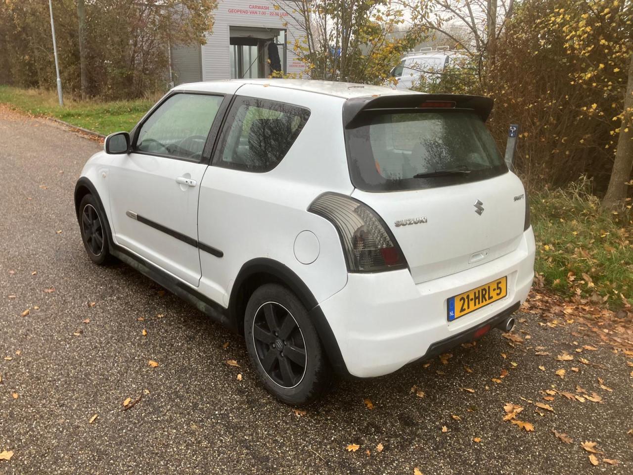 Suzuki Swift 1.3