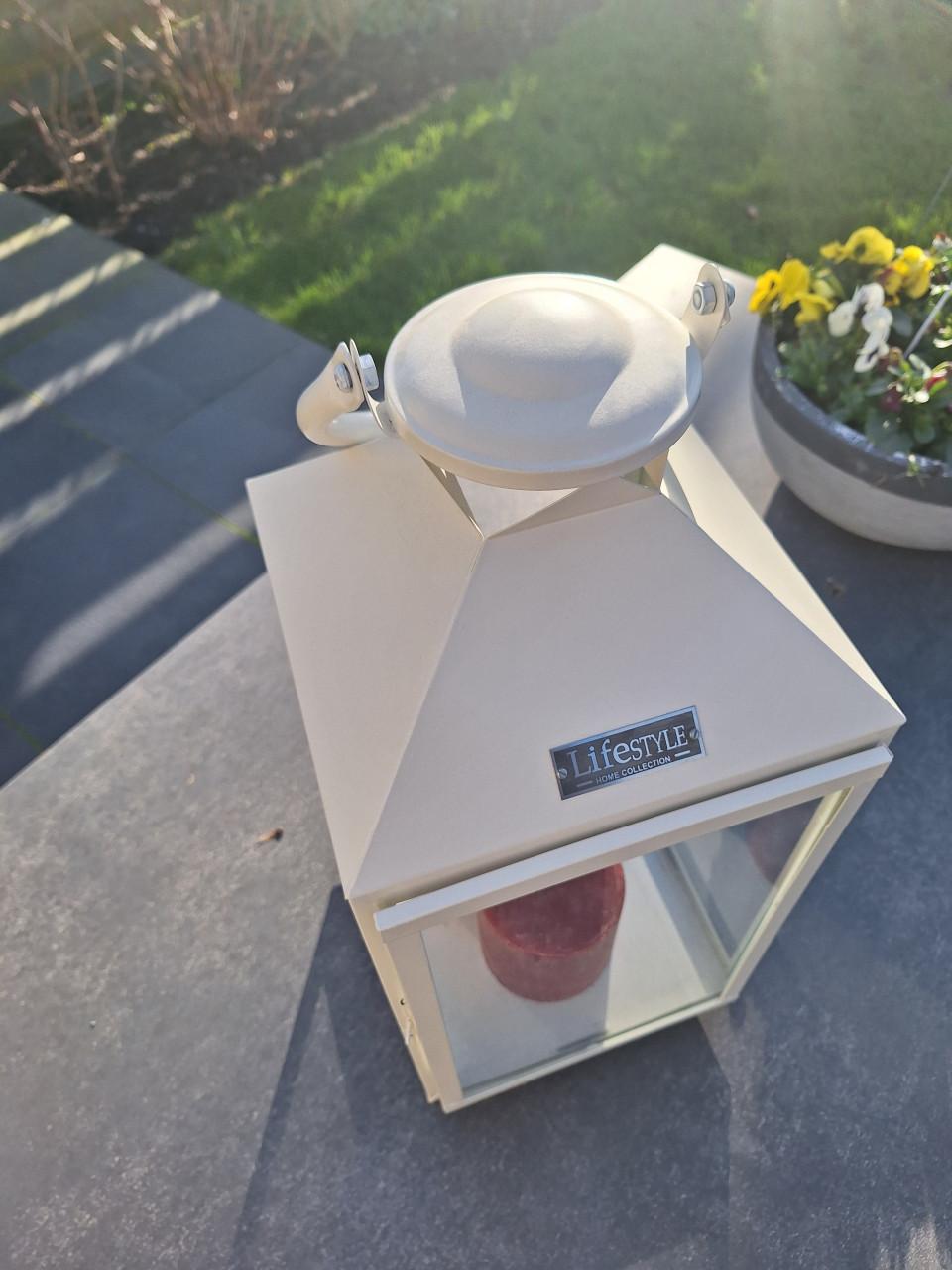 Wit metaal windlicht