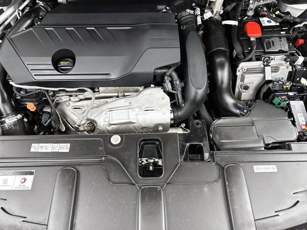 Peugeot 3008 1.6 hybrid 225 blue lease allure | automaat | navigatie | virt