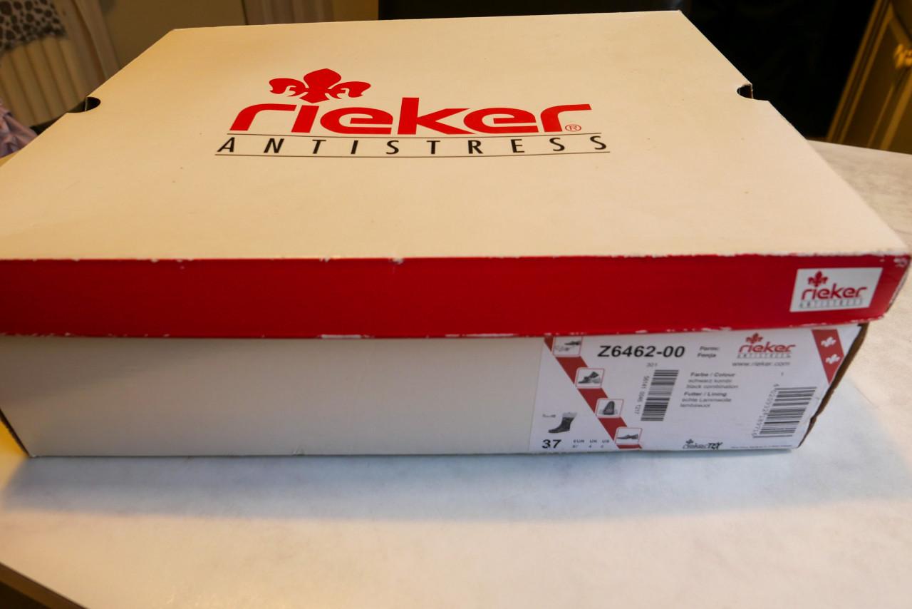 Mooie nieuwe dameslaarzen , Maat 37