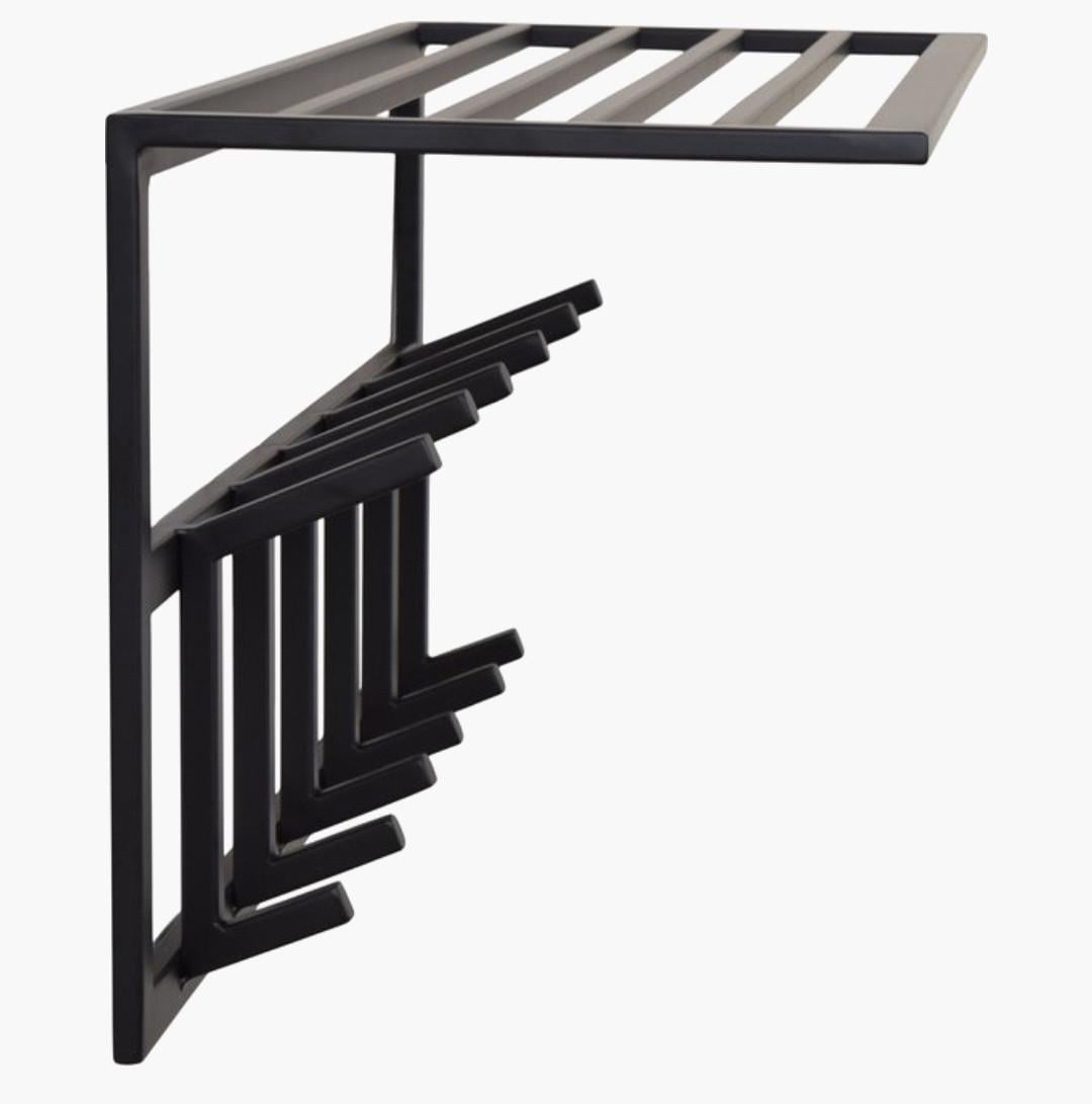 Zwart metalen kapstok