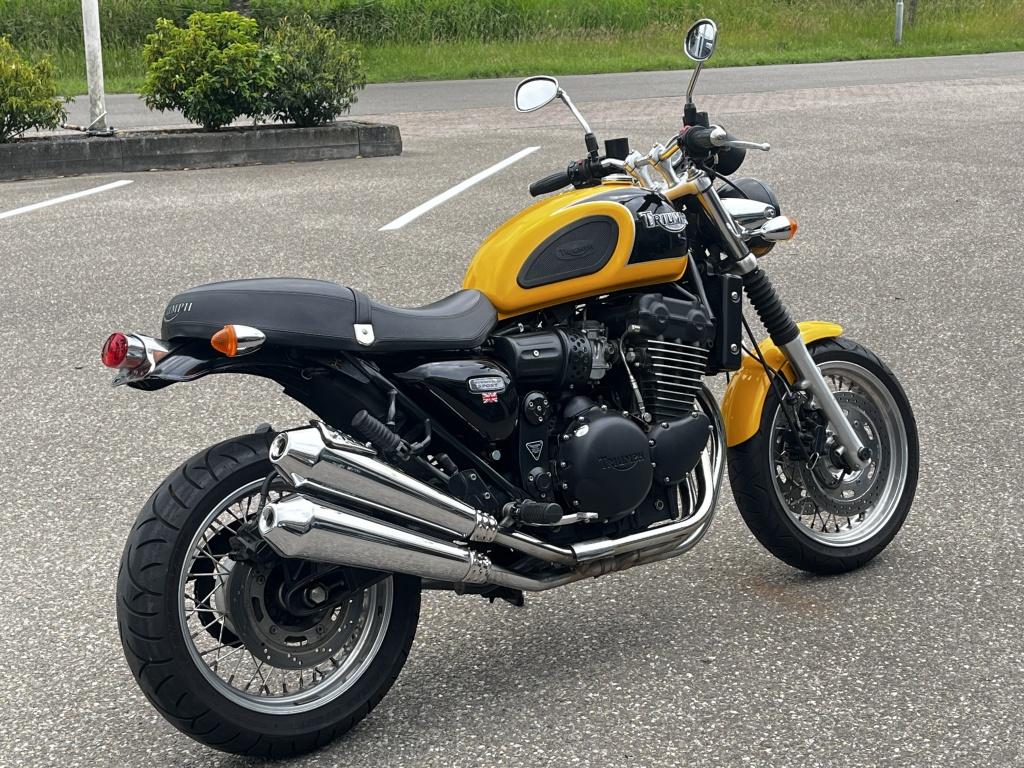 Triumph Thunderbird sport 900