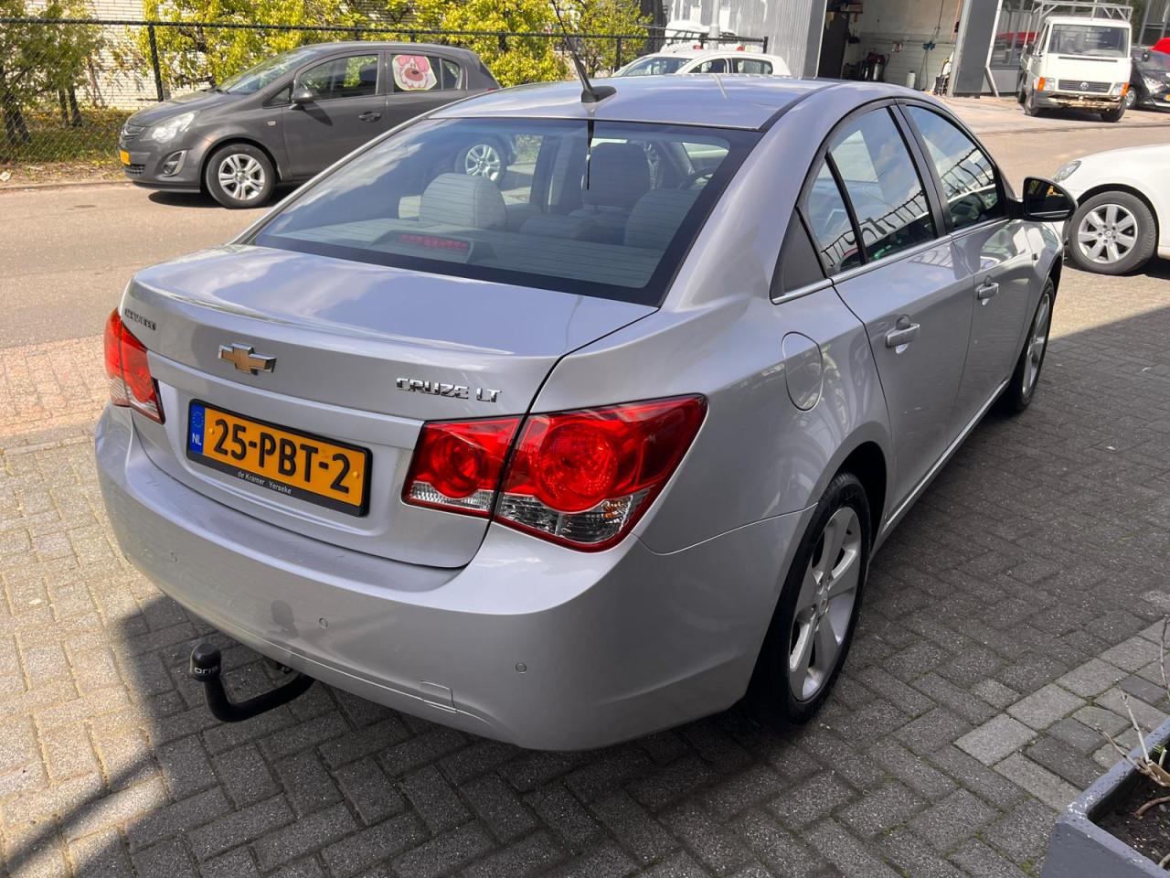Chevrolet Cruze 1.8 LT