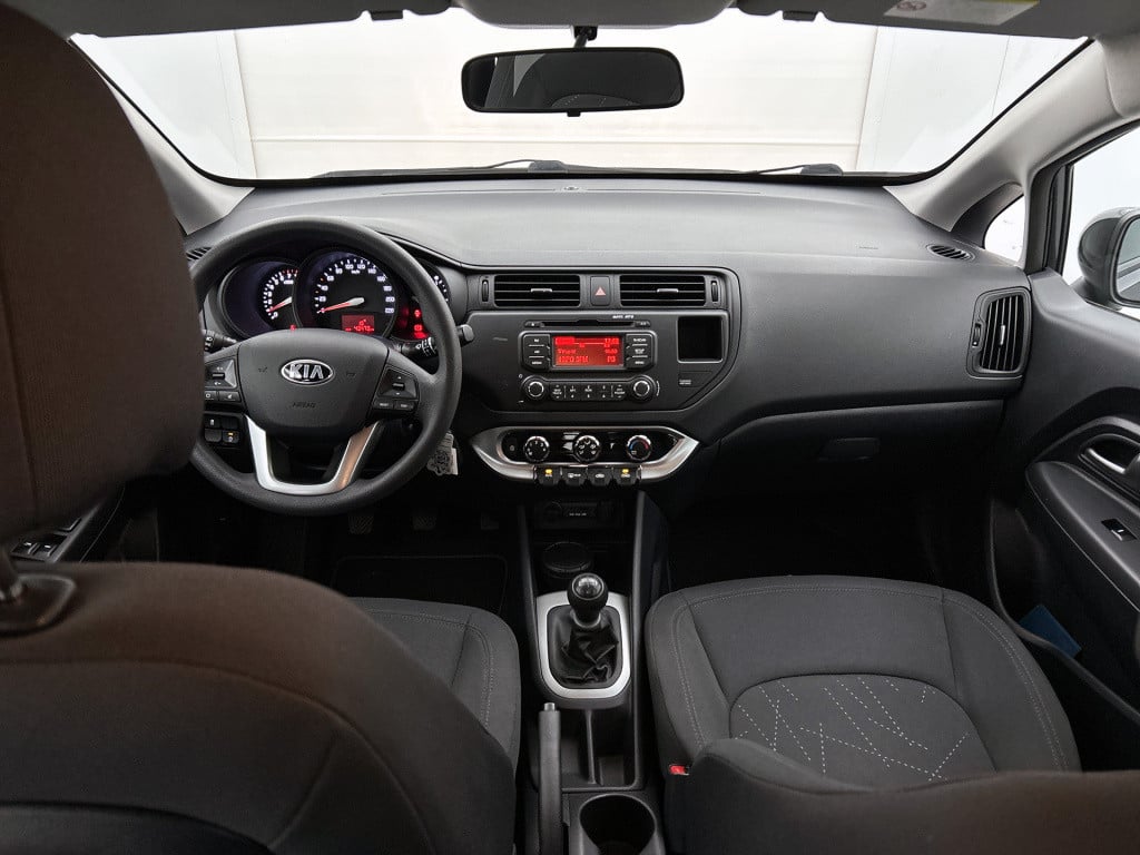 Kia Rio 1.2 cvvt comfort pack deze komt mbm via leseman