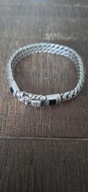 Buddha to Buddha armband