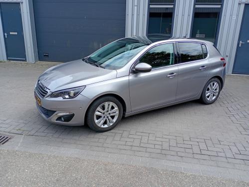 Peugeot 308 1..2