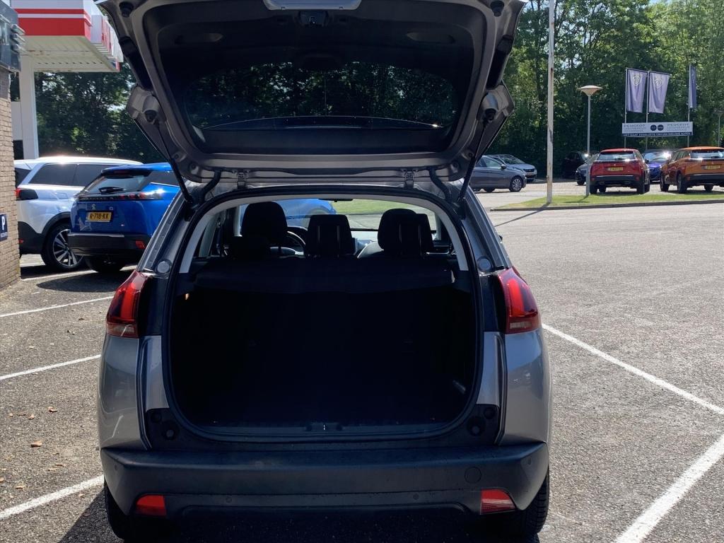 Peugeot 2008 blue lion 1.2-110pk navigatie | cruise control | airco | panor