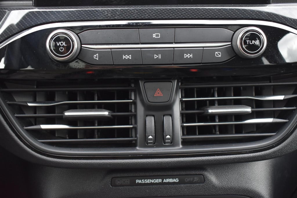Ford Kuga 2.5 phev st-line x | climate control | adaptieve cruise control |