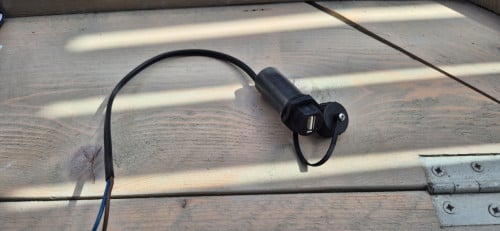 Waterdichte 12 volt naar usb.