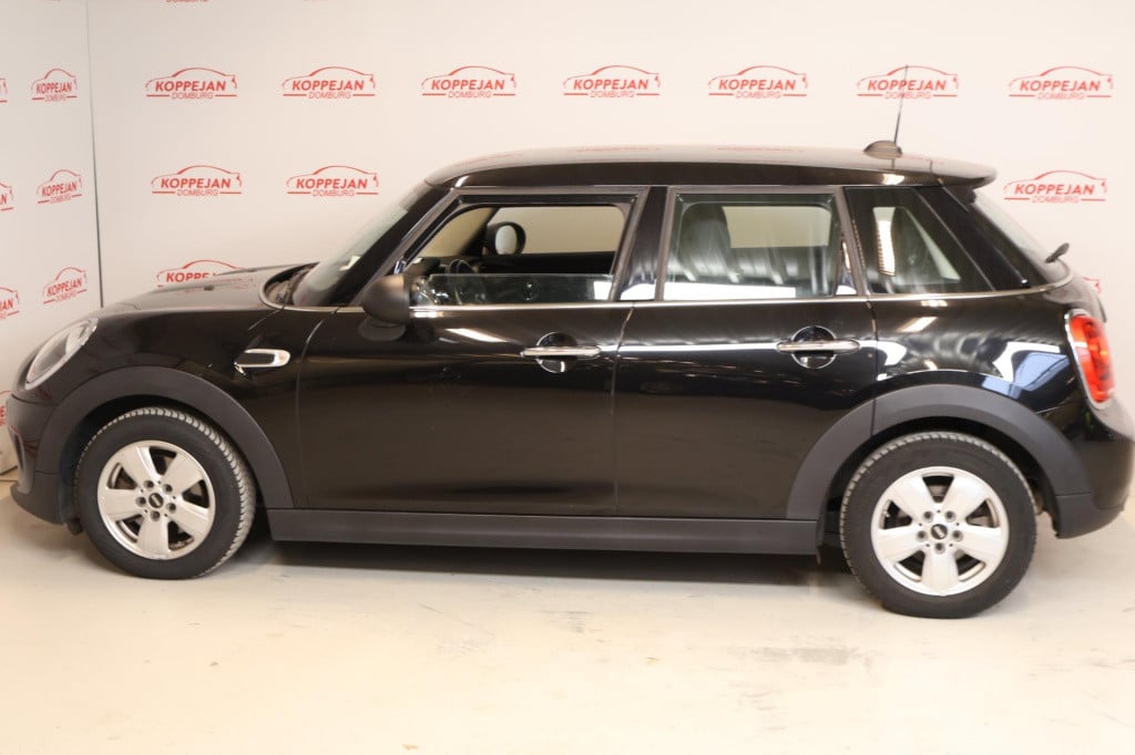 Mini One mini 1.5 first salt nl auto,btw, carplay, all season, cruise,