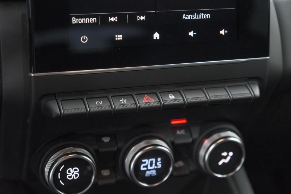 Renault Captur 1.6 e-tech hybrid 145 sl rive gauche | trekhaak | camera | a