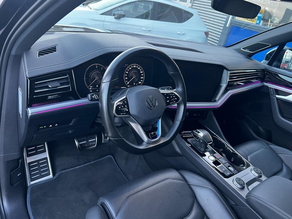 Volkswagen Touareg 3.0 tsi r ehybrid 4motion 462 pk, panodak, leer, luchtve