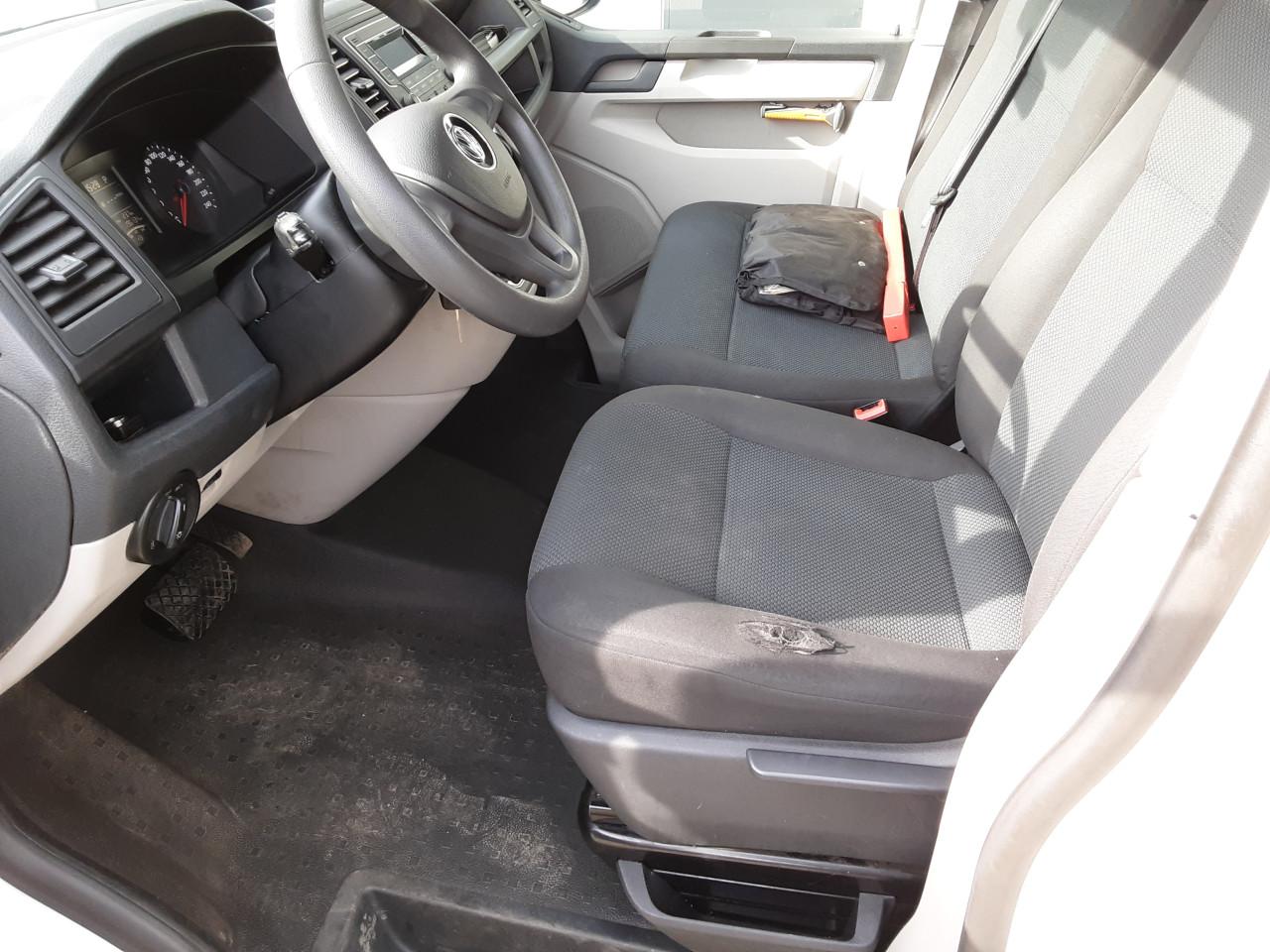 Volkswagen Transporter 2.0 TDI L2H1 Trendline AUTOMAAT DSG