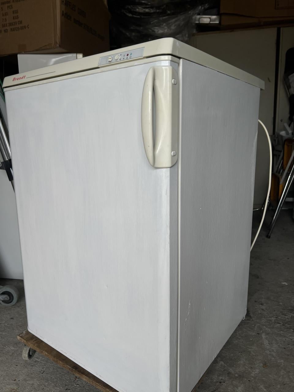Tafelmodel vrieskast 4 laden, 85x60 cm. inhoud vriezer 110 liter