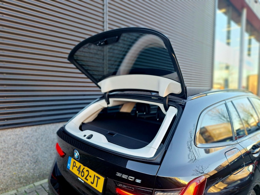 BMW 3-serie touring 320e business edition plus model sport line