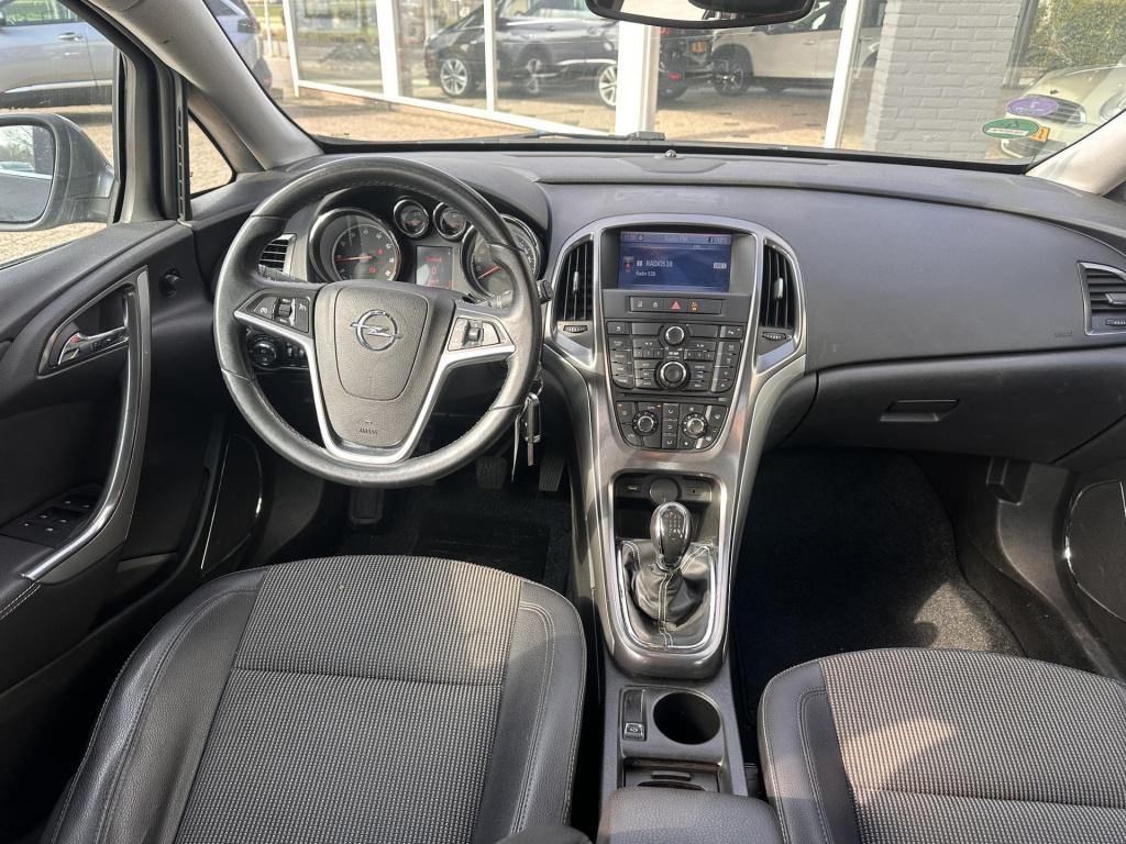 Opel Astra 1.4 turbo cosmo