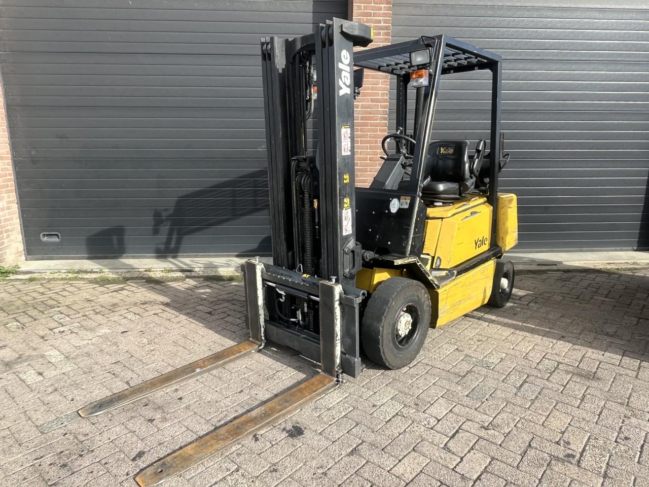Yale GLP25RF LPG heftruck – 2.500 kg hefvermogen