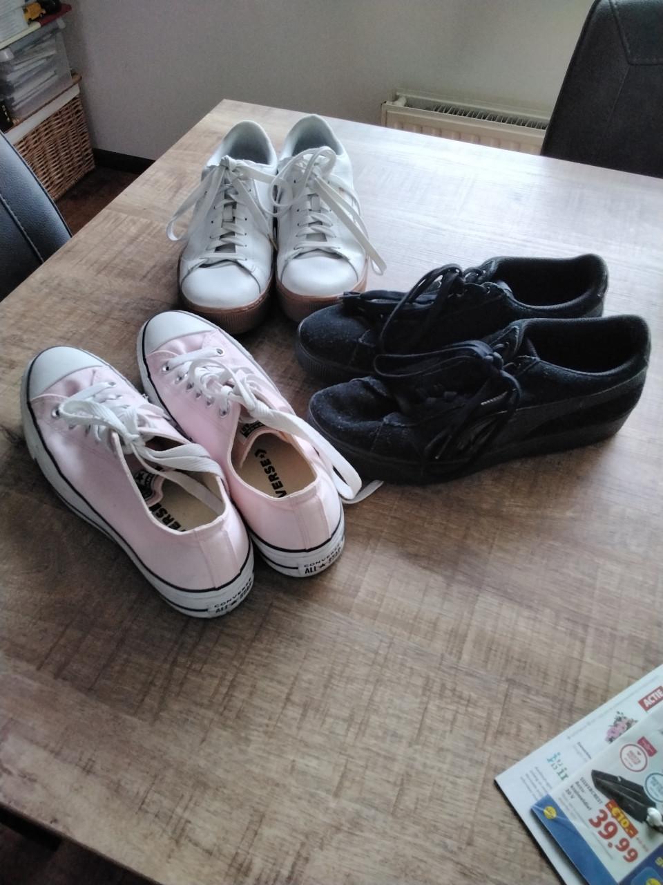 Sneakers PUMA en Converse All Star maat 41,5 en 42