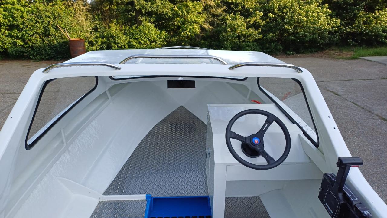 Motorboot