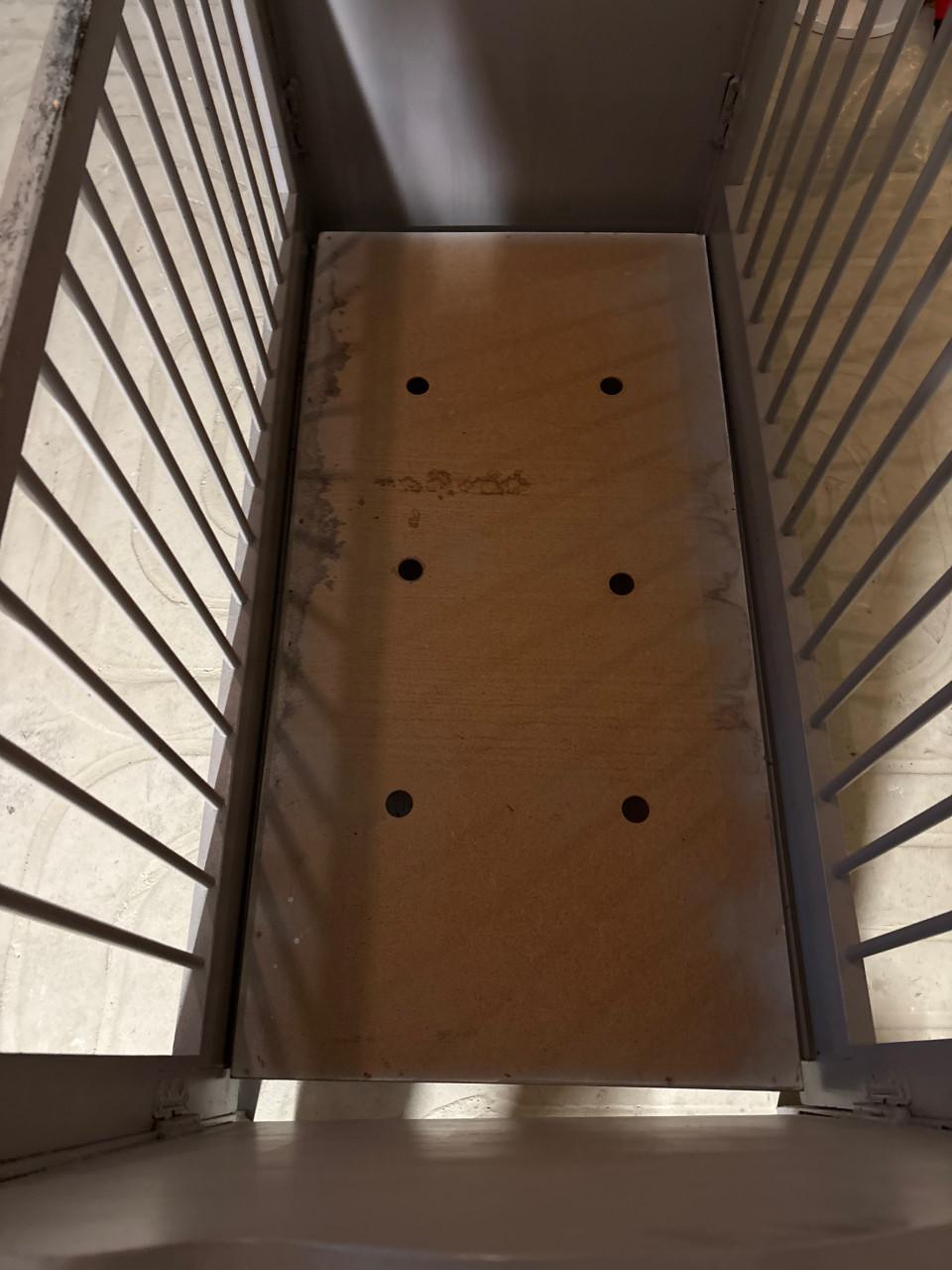 Kinderledikantje grijs