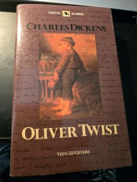 Boek: Oliver Twist door Charles Dickens, 2e druk 1985