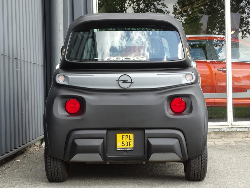Opel Rocks-e base | led | pano | incl. btw