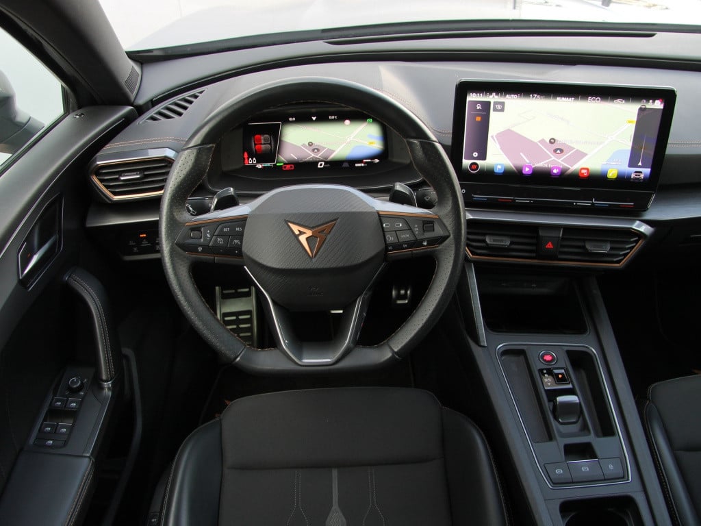 Cupra Formentor 1.4 e-hybrid 245pk | acc | 360 graden camera | trekhaak