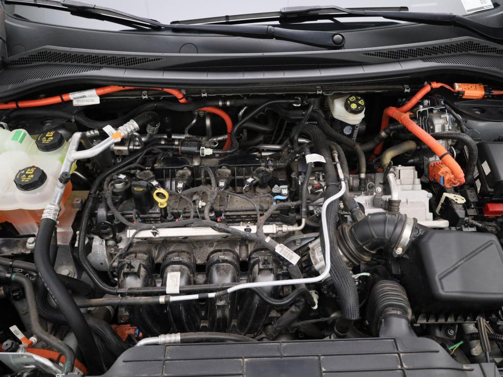 Ford Kuga 2.5 phev st-line x | automaat | lmv | parkeer sensoren | half led