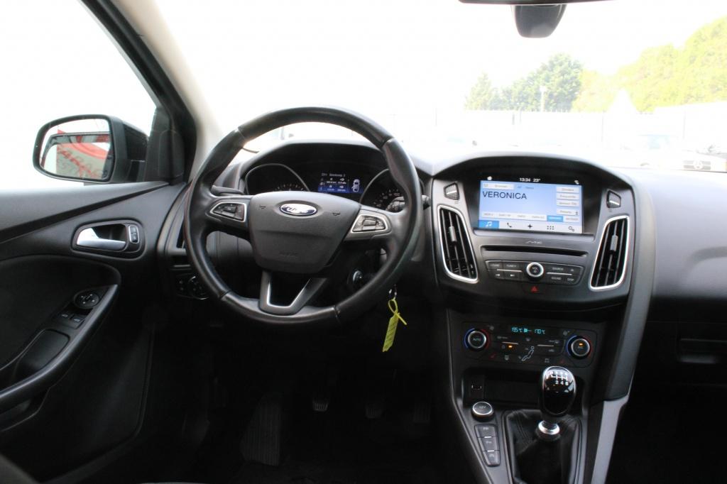Ford Focus wagon 1.0 titanium