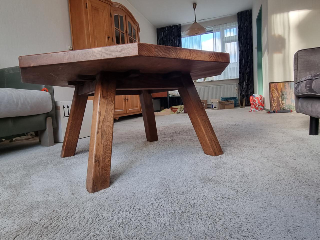 Gratis mooie salontafel 8 hoekig