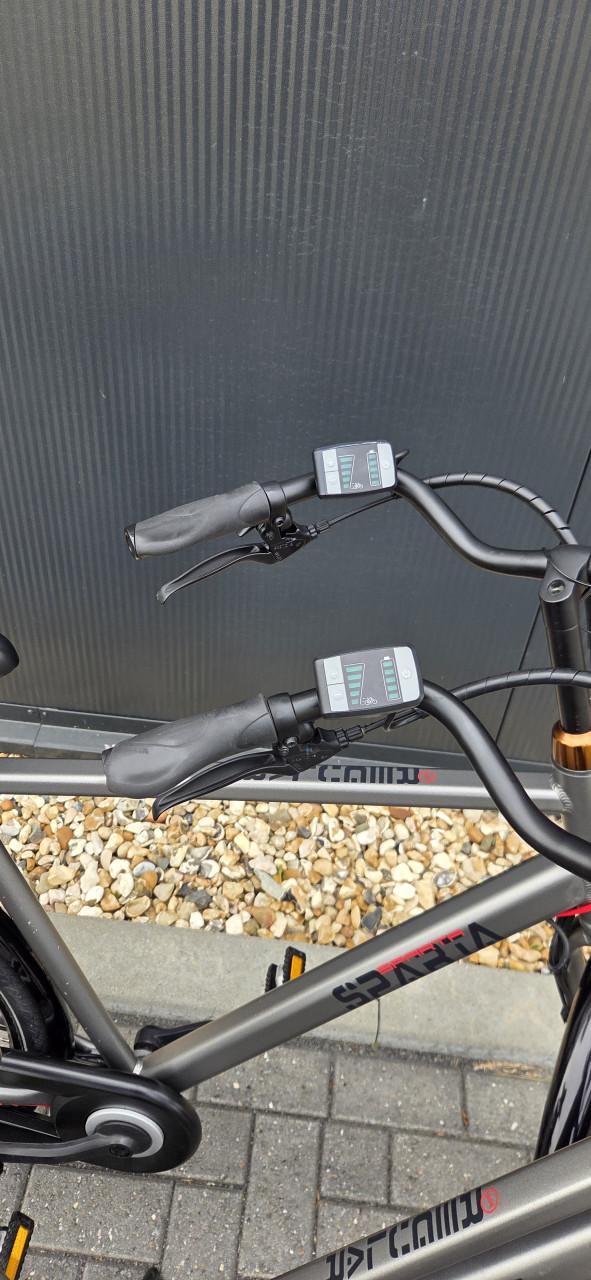 Mooie set Sparta E-Regular dames en herenfiets ebikes 53/57cm 418Wh