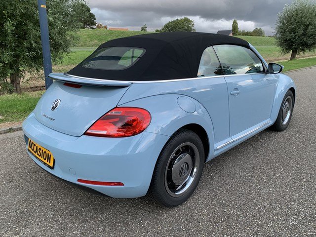 Volkswagen New Beetle cabriolet - v e r k o c h t