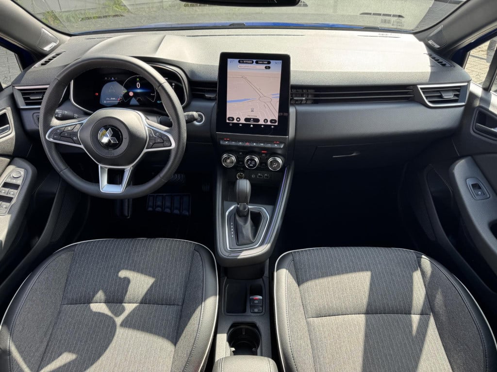 Mitsubishi Colt 1.6 hev instyle nl-auto, meest luxe uitvoering!