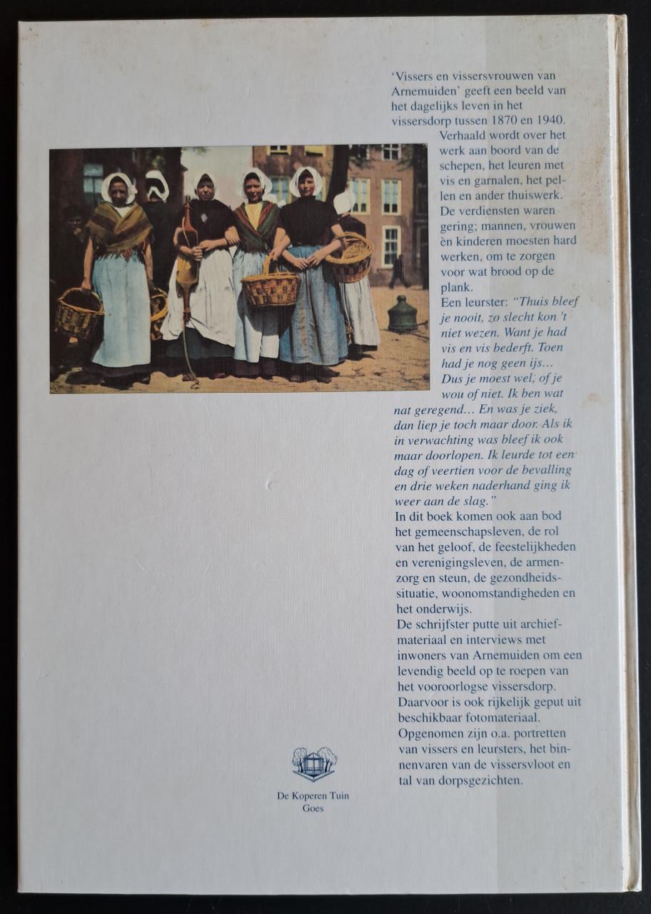 VISSERS EN VISSERSVROUWEN VAN ARNEMUIDEN - Willeke Tydings-Nab - 1991
