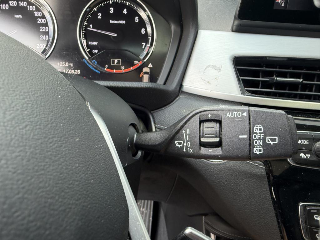 BMW X1 sdrive20i automaat high executive