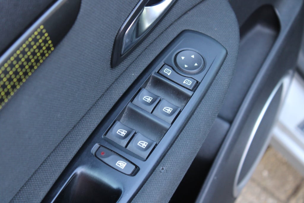 Renault Grand Scenic 1.4 tce bns sport 7p