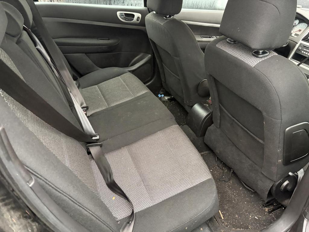 Peugeot 307 break 2.0-16v premium/export/handel/lees tekst/apk verlopen/