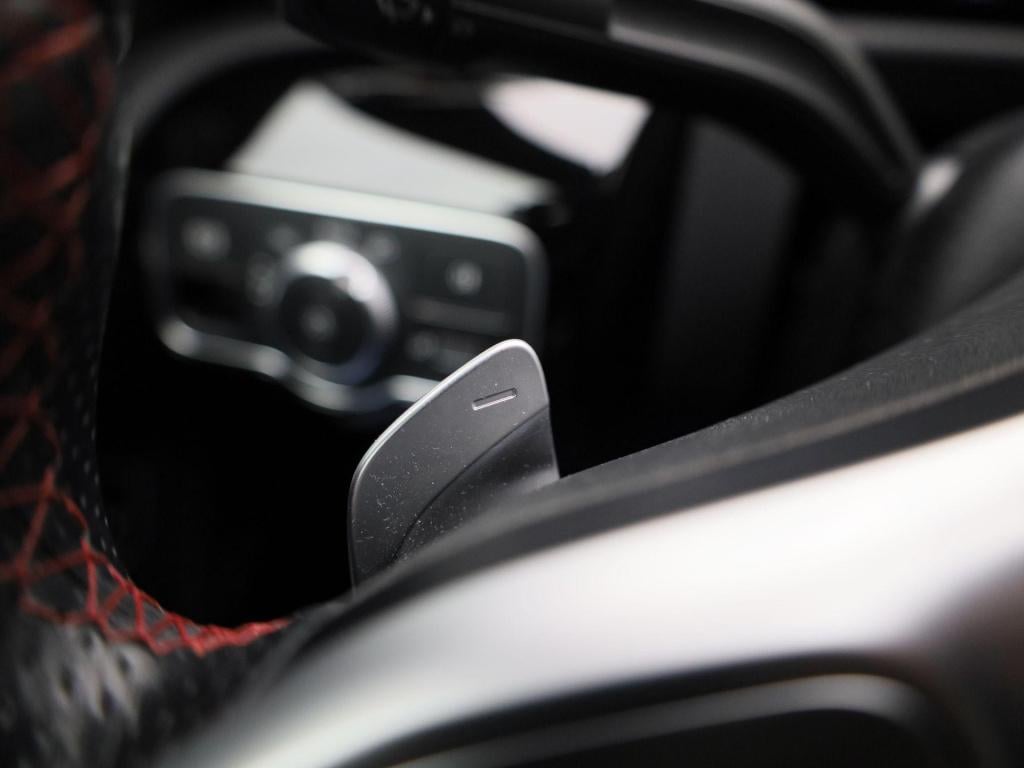 Mercedes-Benz A-Klasse 250 e business line | amg-styling | automaat | panor