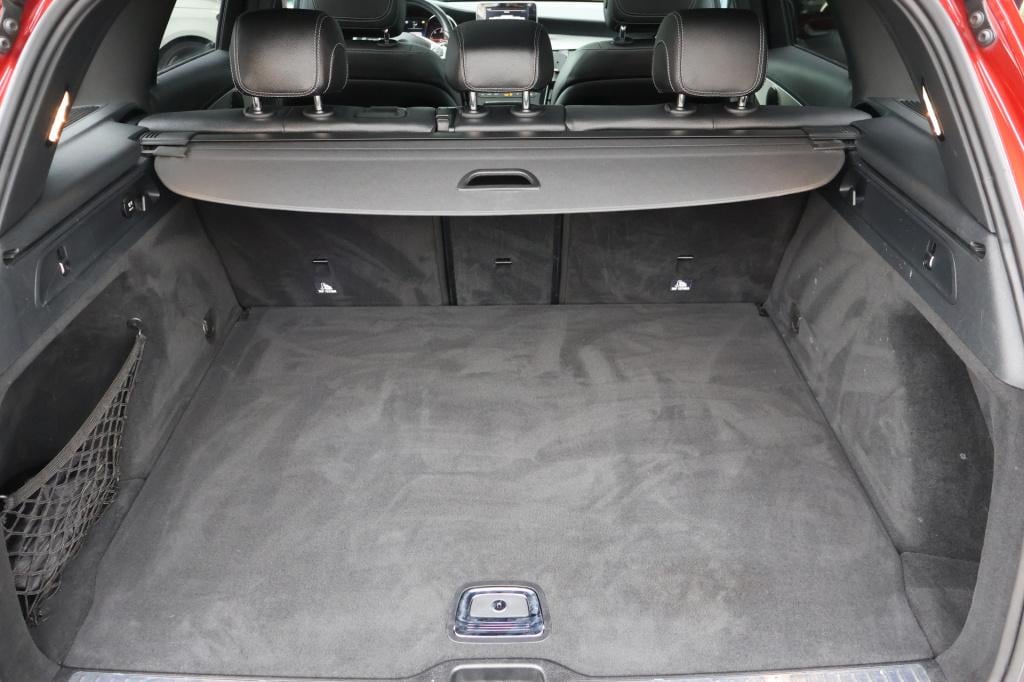 Mercedes-Benz Glc 250 d 4matic amg l panoramadak l trekhaak l stoelverwarmi