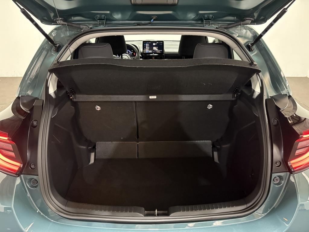 Toyota Yaris 1.5 hybrid 115 dynamic | pack comfort |