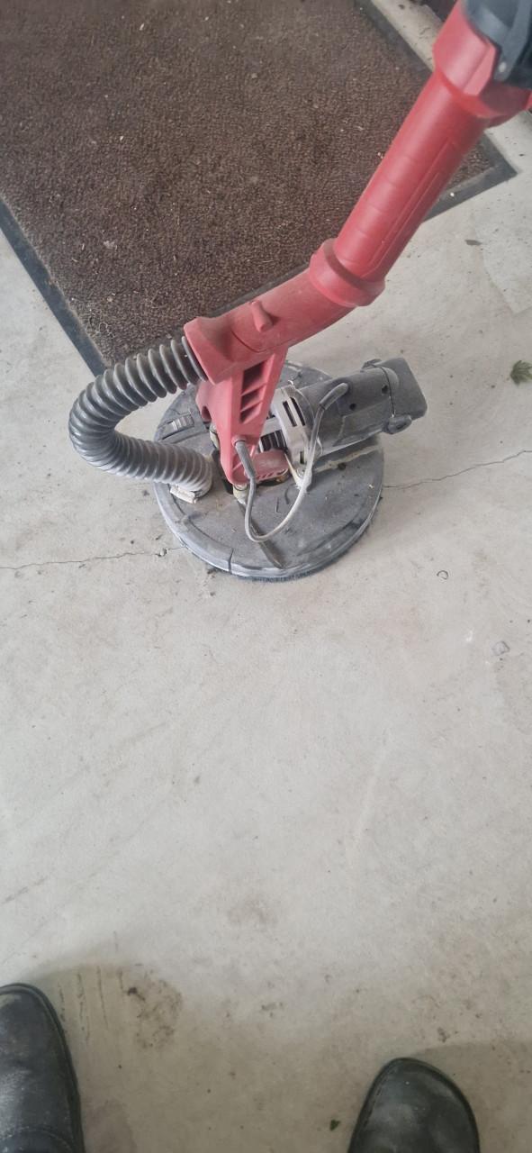 Plafond schuurmachine