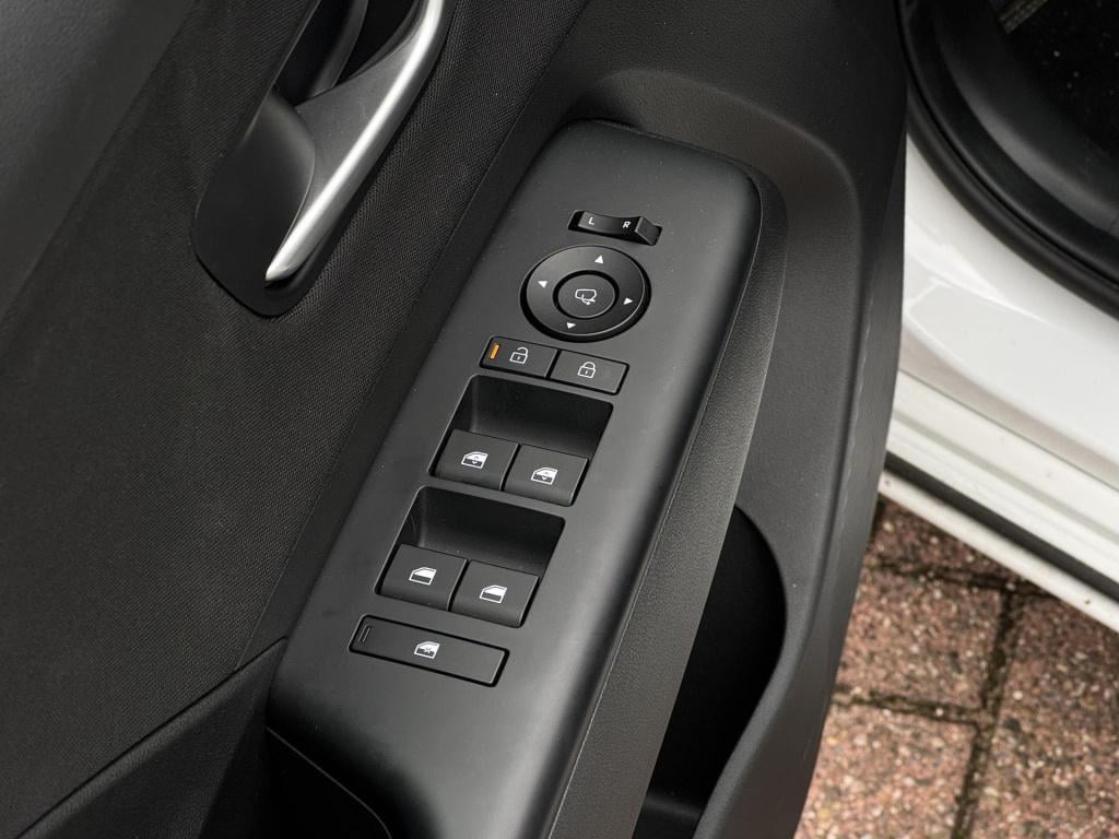 Hyundai Kona electric comfort limited 65.4 kwh incl. 19'' premium velgen!