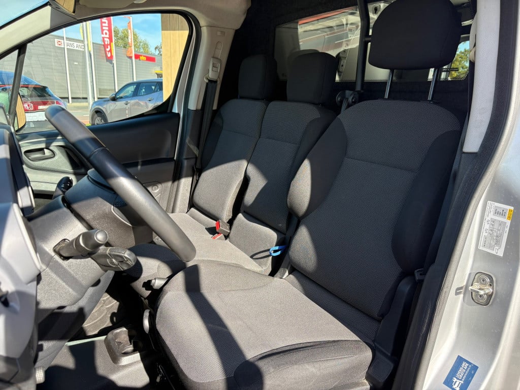 Peugeot Partner 120 1.6 bluehdi 75 l1 premium pack