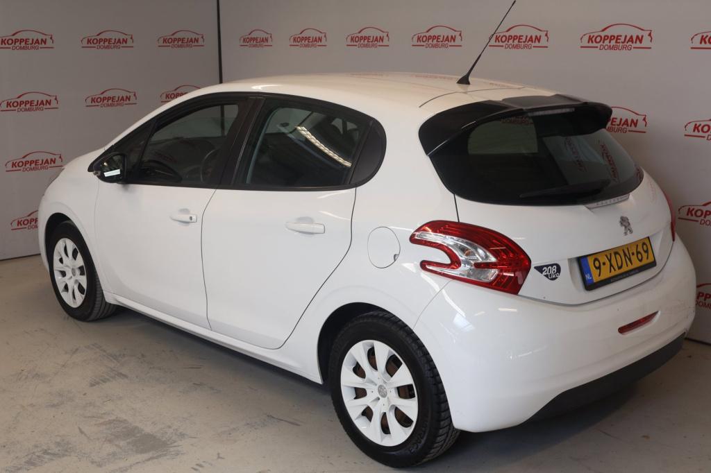 Peugeot 208 1.0 vti like org nl, carplay, cruise controle, all season bande