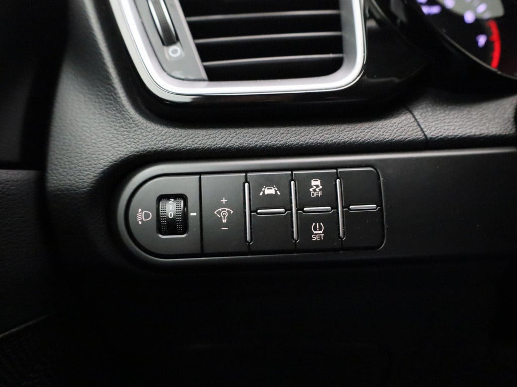 Kia Ceed Sportswagon 1.0 t-gdi dynamicplusline | navigatie | stoel/stuur ve