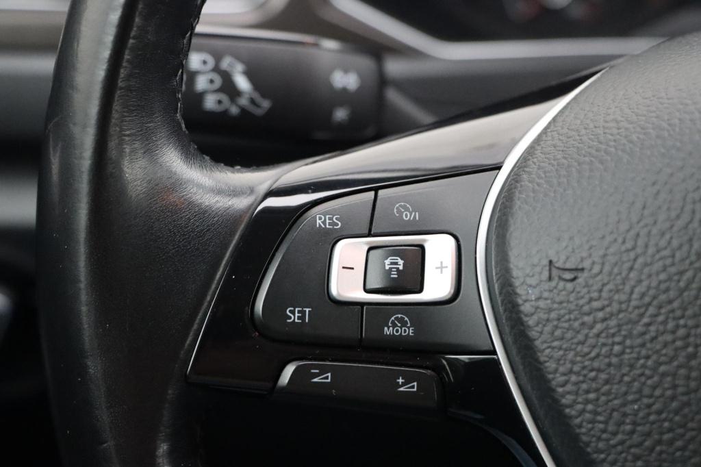 Volkswagen T-roc 1.5 tsi sport