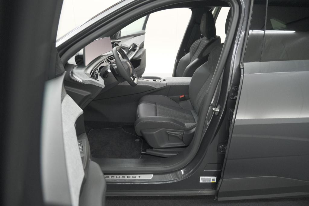 Peugeot 3008 1.2 hybrid 136 gt | pack winter | camera | adaptieve cruise co