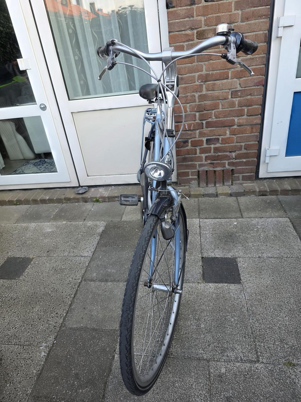 Heren fiets GAZELLE met 7 versnellingen-Fr.maat 57cm-Nieuw slot met 2 sl.