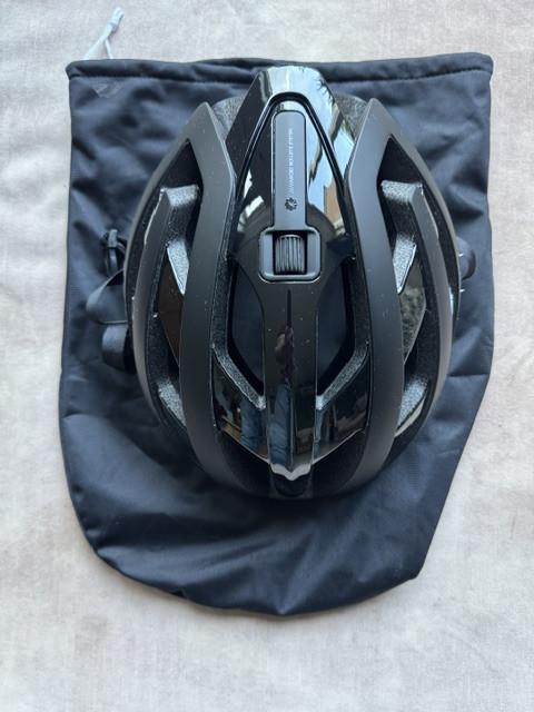 LAZER ROAD HELM GENESIS MIPS ZWART L AP25